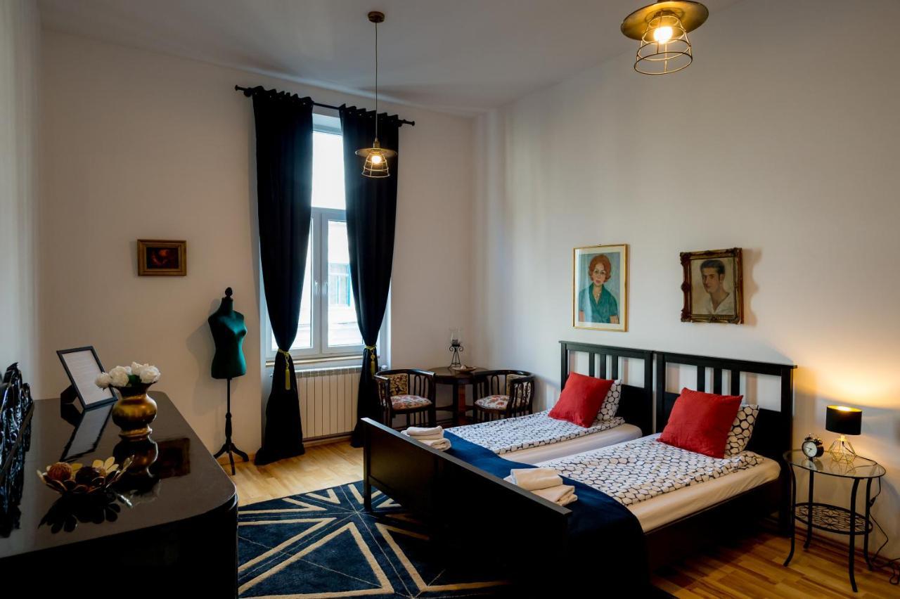Cluj Aparthotel Bagian luar foto
